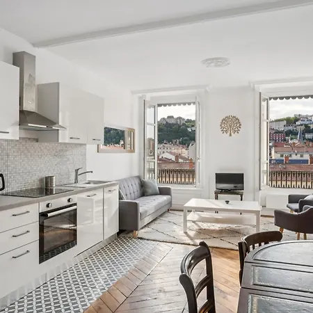 Appartement Superbe 3 Pièces Place Bellecour - Vue Panoramique *