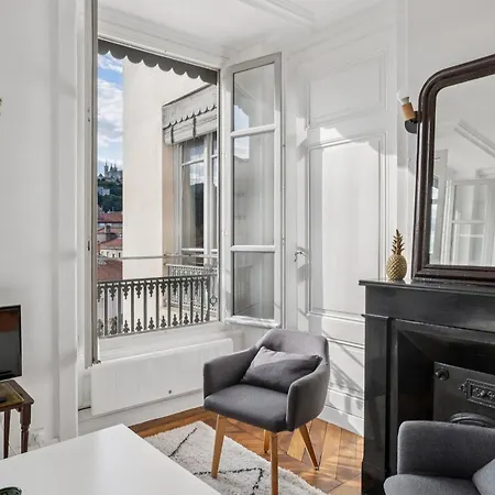 Appartement Superbe 3 Pièces Place Bellecour - Vue Panoramique